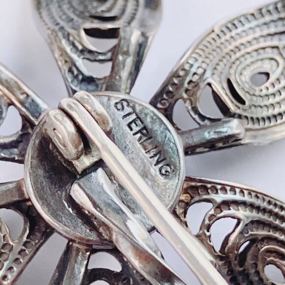 VTG Sterling Silver 925 Gemstone Brooch Mid Century Filigree Flower Black Spinel - Picture 8 of 10